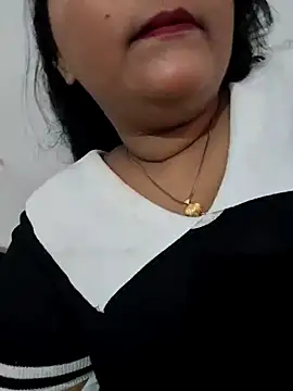 Komal-stream online show from 09-18-25, 04:09