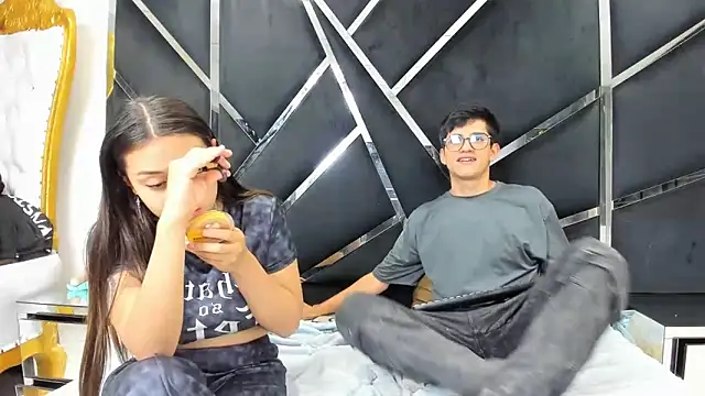 Noa Arez online show from 02-06-26, 05:23