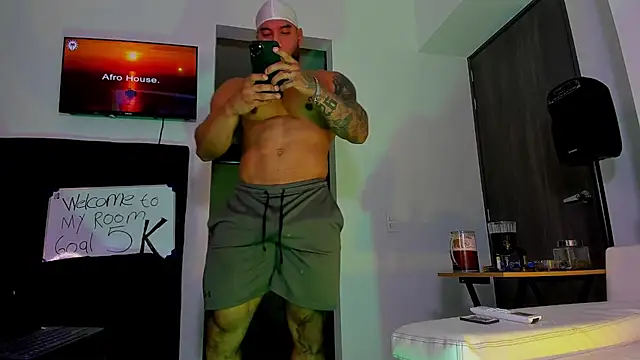 Andrew Johnnson online show from 10-04-25, 11:03