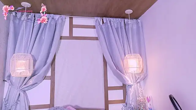 RenataLeclair online show from 04-20-26, 03:59