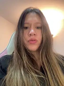 emma hot2006 online show from 10-23-25, 02:49