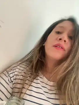 emma hot2006 online show from 11-22-25, 05:01