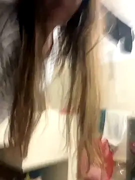 emma hot2006 online show from 12-04-25, 11:13