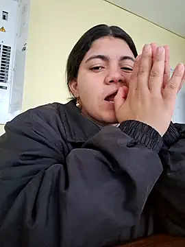 Velvet 24 online show from 11-16-25, 11:38