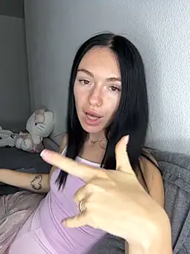 Snapshot of karrr__aaa chatting on 09-18-25, 08:33 karrr aaa online show from 09-18-25, 08:33