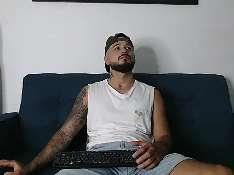 Eric Evans1 online show from 11-07-25, 03:50