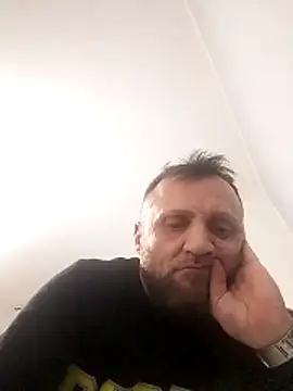 Snapshot of diorjador chatting on 03-18-26, 10:13 diorjador online show from 03-18-26, 10:13