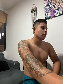 miaftmax online show from 12-21-25, 04:03