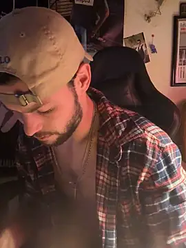 Snapshot of Mexxwell69 chatting on 09-08-25, 10:42 Mexxwell69 online show from 09-08-25, 10:42