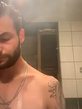 Snapshot of Mexxwell69 chatting on 09-19-25, 07:14 Mexxwell69 online show from 09-19-25, 07:14