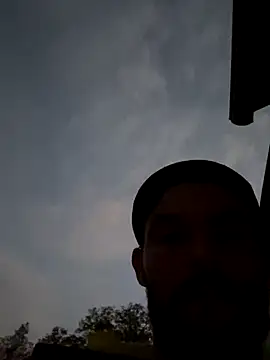 Snapshot of Mexxwell69 chatting on 09-21-25, 04:36 Mexxwell69 online show from 09-21-25, 04:36