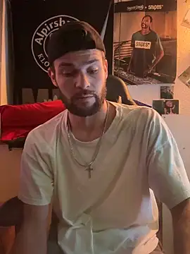 Snapshot of Mexxwell69 chatting on 09-23-25, 08:12 Mexxwell69 online show from 09-23-25, 08:12