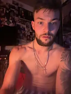 Snapshot of Mexxwell69 chatting on 10-16-25, 11:17 Mexxwell69 online show from 10-16-25, 11:17