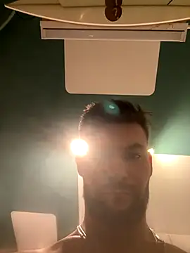 Snapshot of Mexxwell69 chatting on 10-17-25, 07:16 Mexxwell69 online show from 10-17-25, 07:16