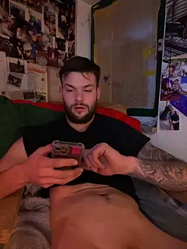 Snapshot of Mexxwell69 chatting on 11-09-25, 06:12 Mexxwell69 online show from 11-09-25, 06:12