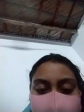 Snapshot of Nusrat-Q chatting on 09-10-25, 05:13 Nusrat-Q online show from 09-10-25, 05:13