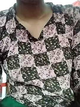 Snapshot of Nusrat-Q chatting on 09-18-25, 03:25 Nusrat-Q online show from 09-18-25, 03:25