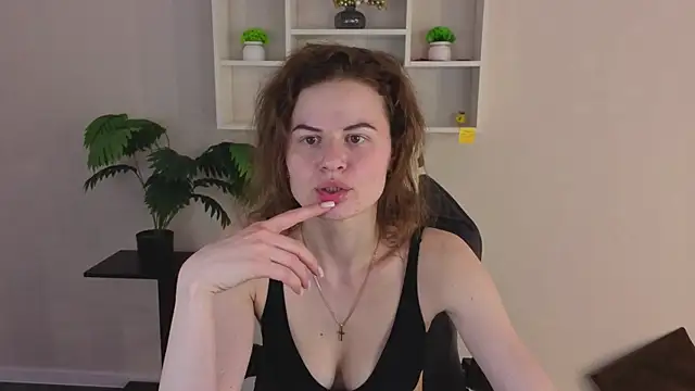 Wanda Gomez online show from 04-14-26, 01:50