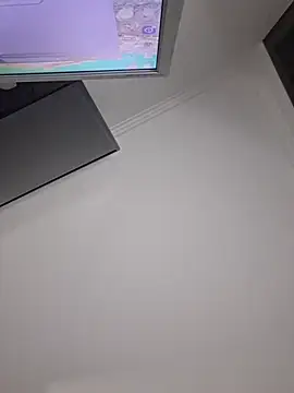 Snapshot of merlyn4 chatting on 11-30-25, 11:25 merlyn4 online show from 11-30-25, 11:25