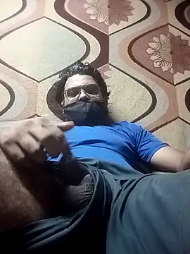 Snapshot of Rangabilla1947 chatting on 09-21-25, 08:10 Rangabilla1947 online show from 09-21-25, 08:10