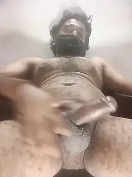 Snapshot of Rangabilla1947 chatting on 10-03-25, 07:11 Rangabilla1947 online show from 10-03-25, 07:11