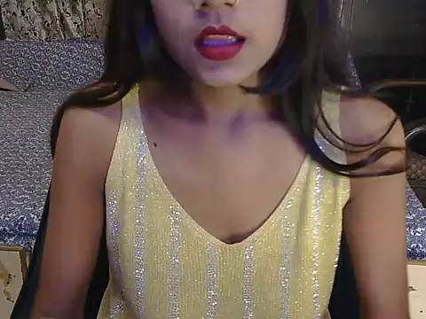 Snapshot of hoty-priya chatting on 11-10-25, 04:55 hoty-priya online show from 11-10-25, 04:55