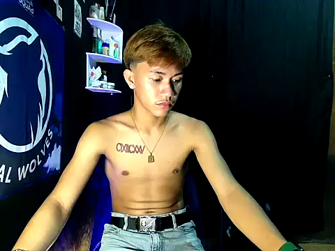 naughtyboyloy 0 online show from 10-16-25, 06:53