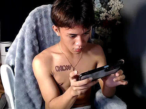 naughtyboyloy 0 online show from 03-12-26, 05:08