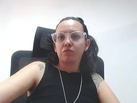 dalila macherano1 online show from 09-26-25, 05:17