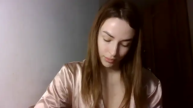 Snapshot of MandiBrooks chatting on 12-15-25, 07:01 MandiBrooks online show from 12-15-25, 07:01