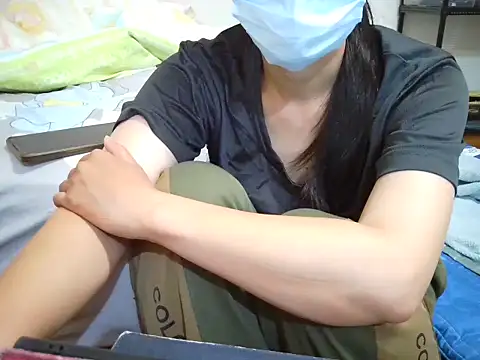 Snapshot of candy00009 chatting on 09-18-25, 05:31 candy00009 online show from 09-18-25, 05:31