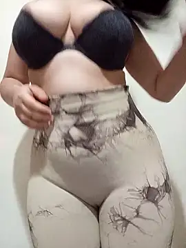 Snapshot of AsilAbid chatting on 12-22-25, 08:11 AsilAbid online show from 12-22-25, 08:11