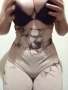 Snapshot of AsilAbid chatting on 02-17-26, 09:28 AsilAbid online show from 02-17-26, 09:28