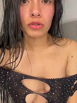 Melissa coch online show from 10-15-25, 02:01