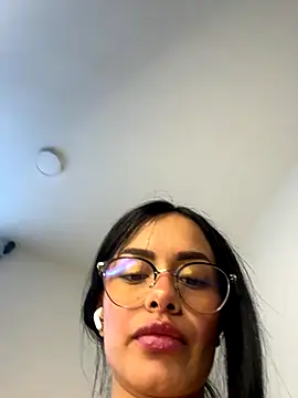 Melissa coch online show from 11-14-25, 07:01