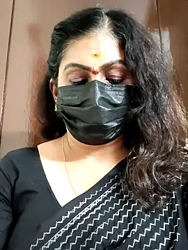 Snapshot of Sweetie_swetha37 chatting on 09-15-25, 08:09 Sweetie swetha37 online show from 09-15-25, 08:09