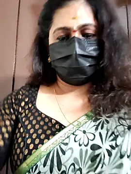 Snapshot of Sweetie_swetha37 chatting on 09-24-25, 12:19 Sweetie swetha37 online show from 09-24-25, 12:19