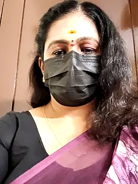 Snapshot of Sweetie_swetha37 chatting on 10-03-25, 06:16 Sweetie swetha37 online show from 10-03-25, 06:16