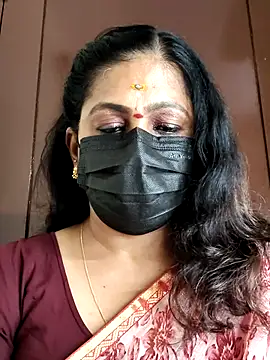 Snapshot of Sweetie_swetha37 chatting on 10-06-25, 12:02 Sweetie swetha37 online show from 10-06-25, 12:02