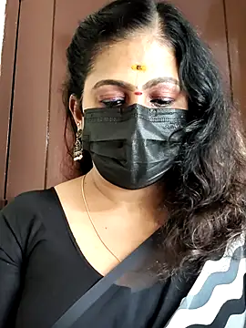 Snapshot of Sweetie_swetha37 chatting on 10-14-25, 07:20 Sweetie swetha37 online show from 10-14-25, 07:20