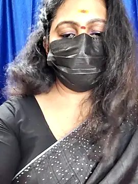 Snapshot of Sweetie_swetha37 chatting on 10-25-25, 07:08 Sweetie swetha37 online show from 10-25-25, 07:08