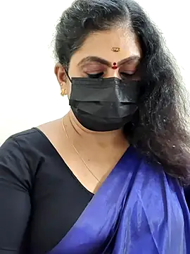 Snapshot of Sweetie_swetha37 chatting on 12-01-25, 12:10 Sweetie swetha37 online show from 12-01-25, 12:10