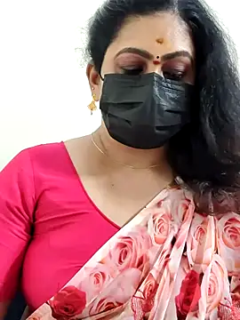 Snapshot of Sweetie_swetha37 chatting on 12-15-25, 08:13 Sweetie swetha37 online show from 12-15-25, 08:13