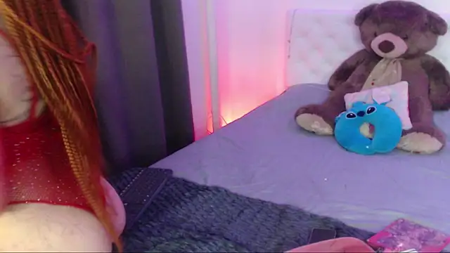 kylie444  online show from 12-15-25, 08:35