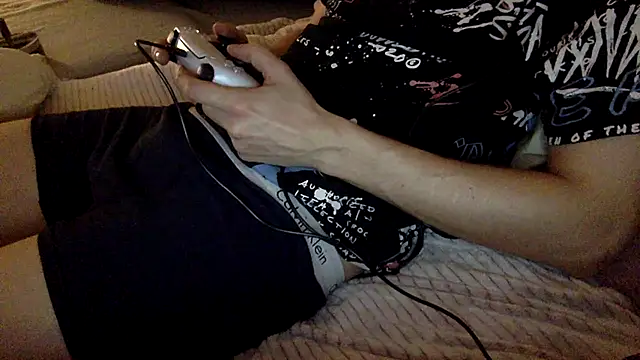 Breezydicksn online show from 10-16-25, 04:35