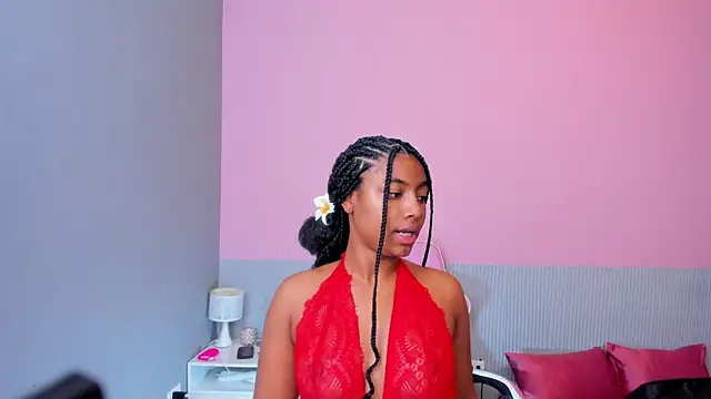 Laraebony  online show from 07-26-26, 11:06