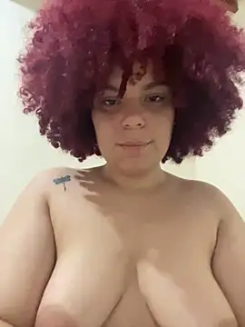 Snapshot of Enyagleam_ chatting on 09-26-25, 02:37 Enyagleam online show from 09-26-25, 02:37