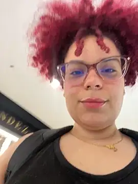 Snapshot of Enyagleam_ chatting on 10-12-25, 08:30 Enyagleam online show from 10-12-25, 08:30