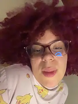 Snapshot of Enyagleam_ chatting on 11-28-25, 02:25 Enyagleam online show from 11-28-25, 02:25