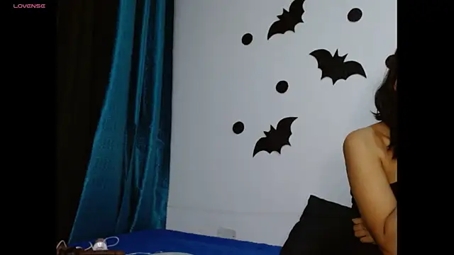 Snapshot of Gia_Lee chatting on 11-03-25, 03:08 Gia Lee online show from 11-03-25, 03:08